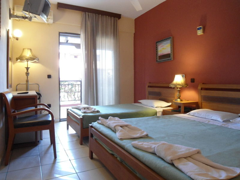 Pelli Hotel Пефкохори Екстериор снимка