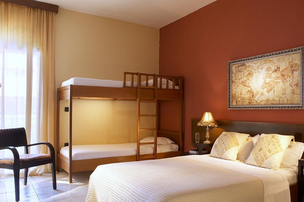 Pelli Hotel Пефкохори Екстериор снимка