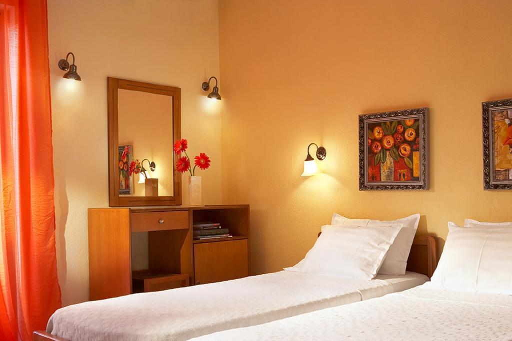 Pelli Hotel Пефкохори Екстериор снимка