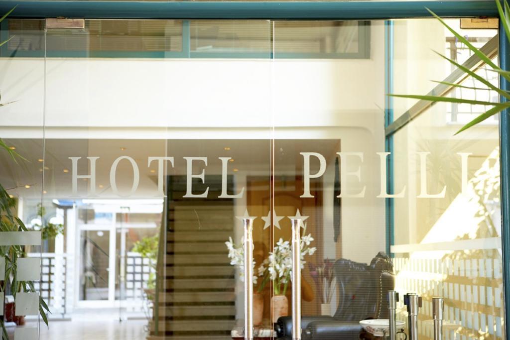 Pelli Hotel Пефкохори Екстериор снимка