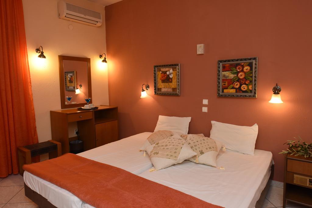 Pelli Hotel Пефкохори Екстериор снимка