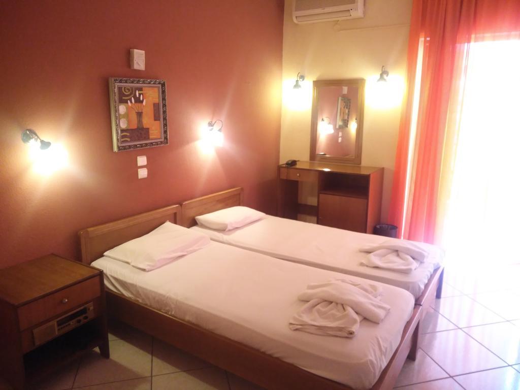 Pelli Hotel Пефкохори Екстериор снимка