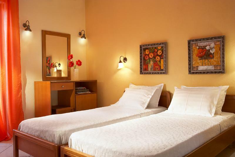 Pelli Hotel Пефкохори Екстериор снимка